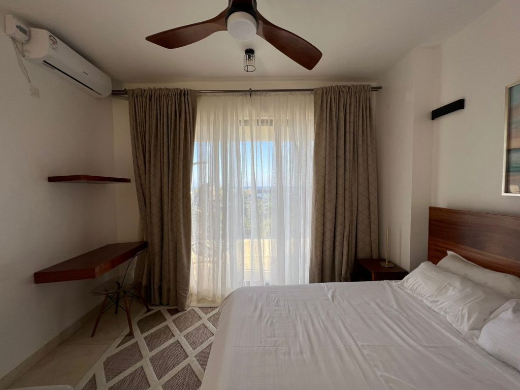 Evolution of Airbnbs