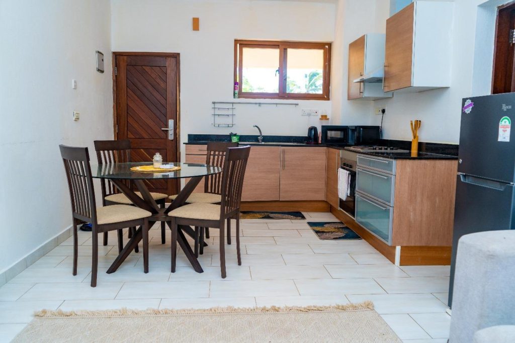 Finding a Good Airbnb Host
