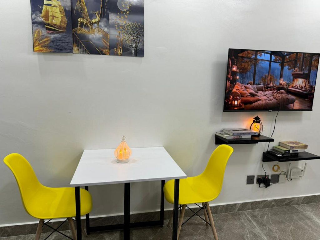 Comparing Airbnb to Traditional Renting in Prime Nairobi Locations